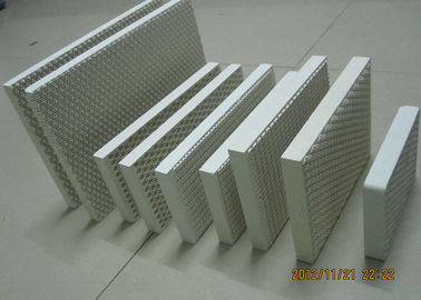 China Placas de cerámica de la hornilla del diverso del alúmina panal infrarrojo de la cordierita para el calentador de gas proveedor